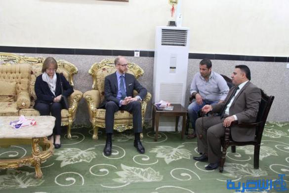 محافظ ذي قاريبحث مع السفير السويدي امكانية الاستفادة من الخبرات والتجربة السويدية في المجالات الصناعية والتجارية - تقرير مصور -