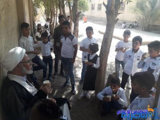 تزامنا مع بداية العام الدراسي الجديد..الشيخ الناصري يزور مبرة التضامن الرابعة للأيتام في قضاء سوق الشيوخ - مصور-