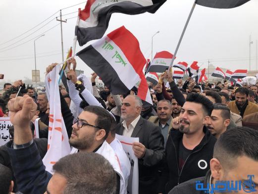 ذي قار :ذوو المهن الصحية يعتصمون احتجاجا على &quot;التسويف&quot; في تنفيذ مطالبهم 