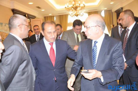 محافظ ذي قار يشارك في مؤتمر الاستثمار في المنطقة الجنوبية عقد في الأمانة العامة لمجلس الوزراء بحضور 20 شركة كورية - تقرير مصور -
