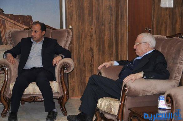 محافظ ذي قار يلتقي وفدا من مجموعة شركات النحاس القابضة ، والاخيرة تبدي رغبتها بالاستثمار في قطاعات الكهرباء والاسكان وإدارة المطار المدني - تقرير مصور -