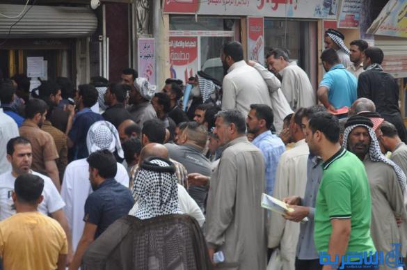  بالصور : انتقادات واسعة لالية التسجيل المعقدة في قوائم العاطلين عن العمل