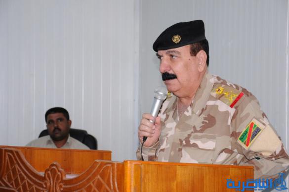 قائد عمليات الرافدين الجديد يتسلم مهامه رسميا في قاعدة الامام علي في الناصرية -تقرير مصور-