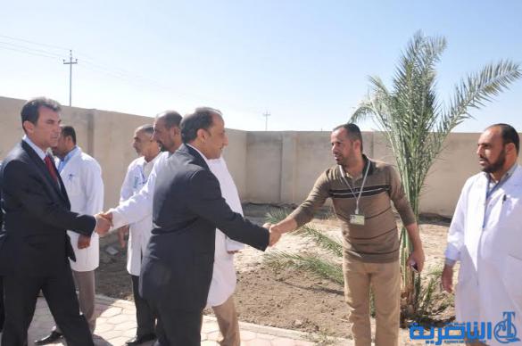 محافظ ذي قار يفتتح عددا من المشاريع الخدمية في قضاء الاصلاح المتاخم لاهوار الناصرية - تقرير مصور -