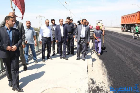 ذي قار تعلن المباشرة باعمال تعبيد وتاهيل جسر المرور السريع الكونكريتي بإمكانياتها الذاتية