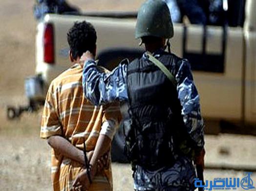 اعتقال شخصين بعد طعنهم مواطن أمام منزله في الناصرية