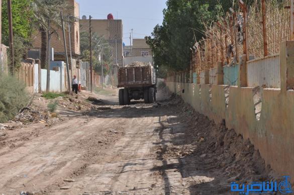 بالصور : بلدية الشطرة تنظم حملة خدمية لتنظيف وتشجير المدارس