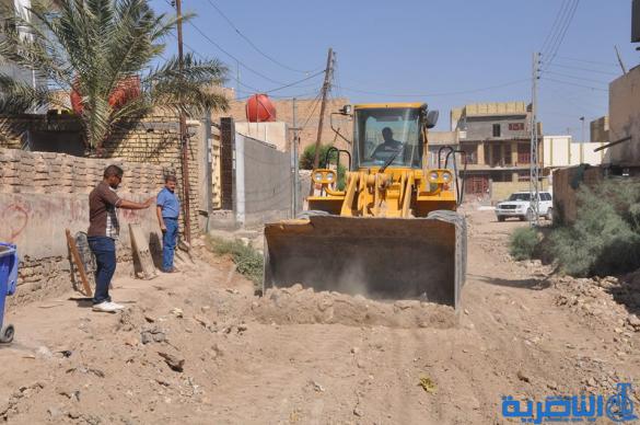 بالصور : بلدية الشطرة تنظم حملة خدمية لتنظيف وتشجير المدارس