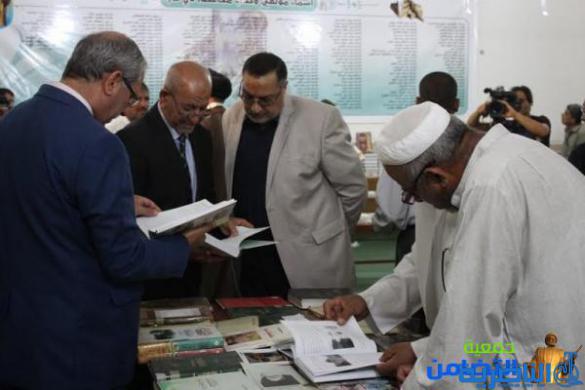 مكتبة الامام الباقر (ع)افتتاح المعرض اﻻول لمؤلفي وكتاب المحافظة