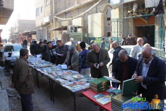 تقرير مصور عن معرض الكتاب الدائم التابع لمكتبة الامام الباقر(ع) يشهد أقبالا في شراء الكتب من قبل أبناء مدينة الناصرية