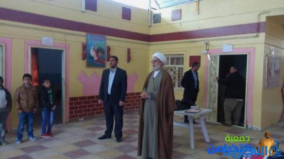 الشيخ محمد مهدي الناصري..يشارك أيتام مدرسة التضامن الخامسة في ناحية الفضلية فرحتهم بالنجاح‎[مصور]