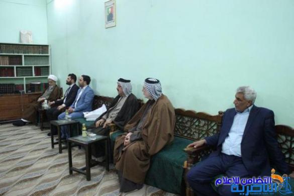 وفد من العتبة العباسية يبحث مع آية الله الشيخ الناصري إقامة اسبوع ثقافي تراثي في محافظة ذي قار
