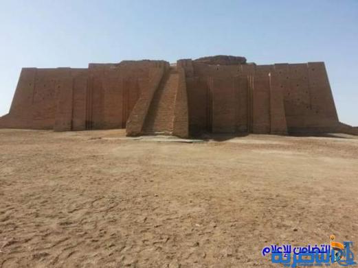 بالصور: متوسطة التضامن الاولى للبنات تنظم سفرة لمدينة أور الاثرية ومتحف الناصرية