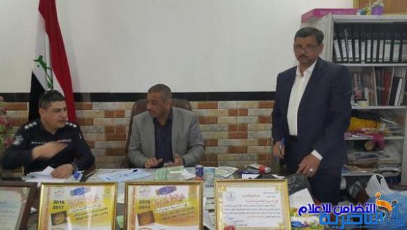 في مبادرة إنسانية وخيرية... دائرة أحوال الشطرة تنجز البطاقة الوطنية لتلاميذ مدرس