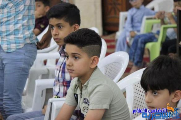 الترغيب والتشويق ..يستقطب الشباب للمسابقات الرمضانية بجامع الشيخ عباس الكبير