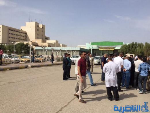  وقفة احتجاجية لكوادر التخدير في ذي قار للمطالبة بتوزيع الاراضي السكنية - تقرير مصور -