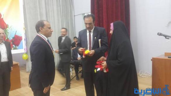 محافظ ذي قار يشارك باحتفالات عيد المعلم ويدعو الى التعجيل بتشريع قوانين لحماية ورعاية المعلمين