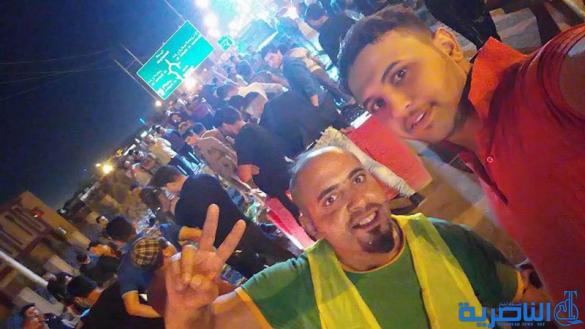 بالصور :شباب على الفيس بوك يعبدون طريقا في الناصرية على نفقتهم الخاصة - تقرير مصور-