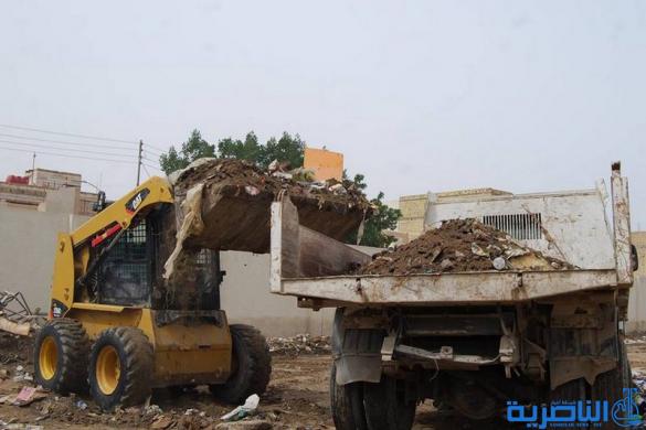 بيئة ذي قار تنظم حملة لرفع الانقاض من مدارس المحافظة -تقرير مصور-