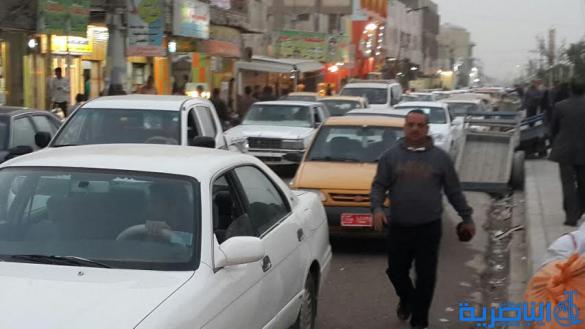  بالصور : الازدحامات المرورية تخنق شوارع الشطرة ، ولا حل في الافق