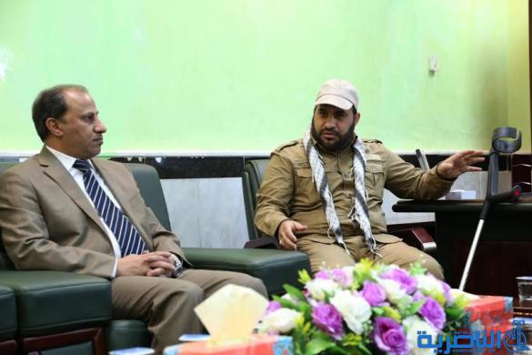  محافظ ذي قار يزور مكتب هيئة الحشد الشعبي ، ويؤكد حرص المحافظة على رعاية مقاتليه واسر الشهداء