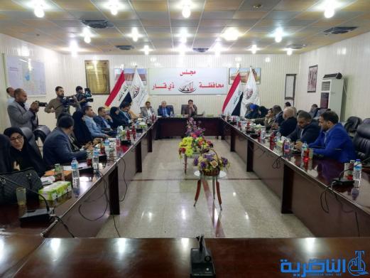 مجلس ذي قار يزيح الصبات الكونكريتية امتارا عن مقره لتسهيل حركة المرور