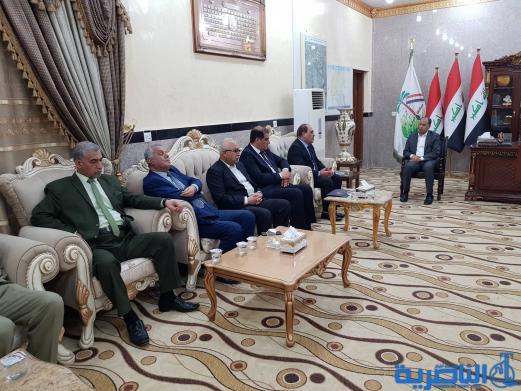 نقابة المعلمين العراقيين تكرم محافظ ذي قار 