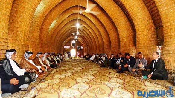 بالصور .. هور الناصرية يحمل السفير التركي رسالة الى انقرة : لا تحرموننا المياه