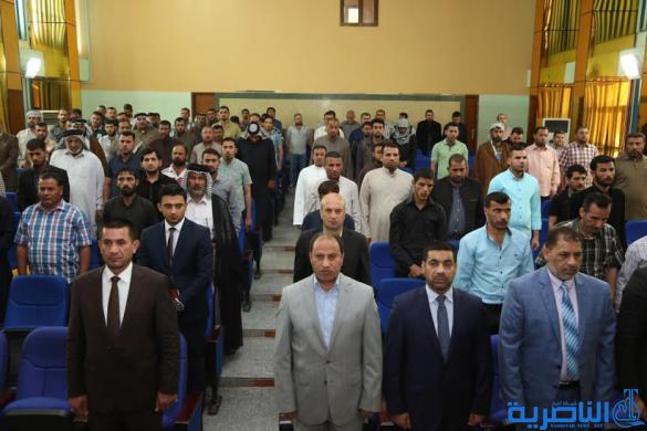  محافظ ذي قار يوزع  100 قرض للعاطلين والخريجين ، ويؤكد تواصل منح القروض الميسرة للعاطلين ضمن وجبات لاحقة  