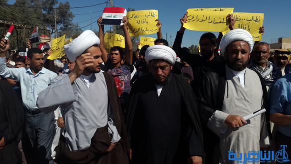 مظاهرة حاشدة في الغراف للمطالبة بحل المجلس البلدي - تقرير مصور -