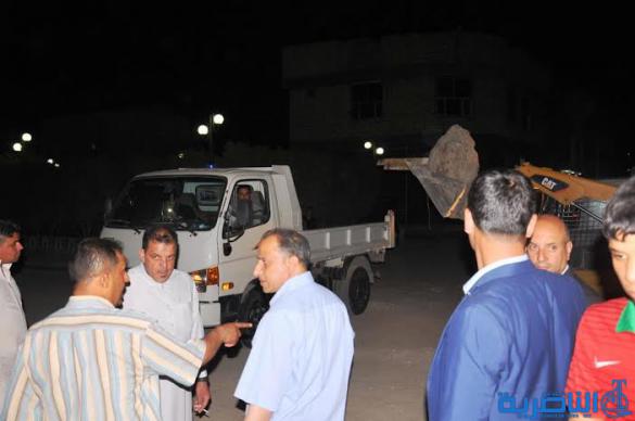 بالصور : محافظ ذي قار يتابع الحملة الليلية لتأهيل الشوارع ورفع الحواجز في مركز مدينة الناصرية