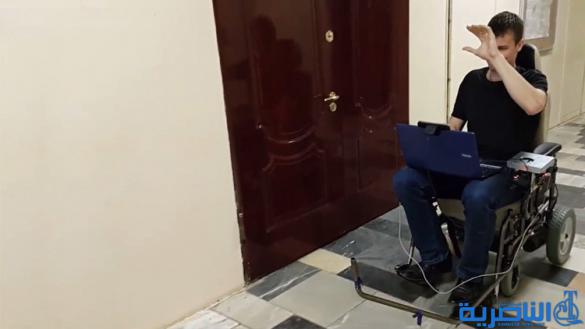 العلماء الروس يخترعون كرسيا للمُقعدين يُتحكم فيه بقوة التفكير