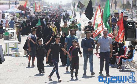  بالصور.. استمرار التوافد على &quot;باب الحوائج&quot;