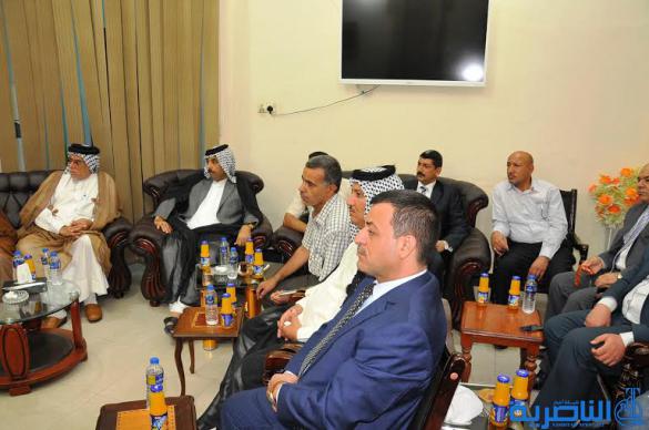 محافظ ذي قار يلتقي عددا من مسؤولي وشيوخ ووجهاء قضاء الرفاعي ، ويعدهم بتنفيذ حملة خدمية تحت اشرافه المباشر