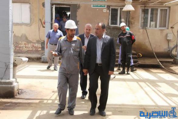 محافظ ذي قار يدعو وزارة النفط للتعجيل بإحالة مصفى الناصرية الكبير ، ويؤكد تعثر اجراءات احالته منذ عام 2006