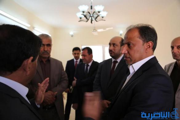 محافظ ذي قار يوزع 380 شقة سكنية في مجمع الشموخ على الشرائح المستفيده ويؤكد تواصل العمل في مشاريع سكنية اخرى - تقرير مصور -