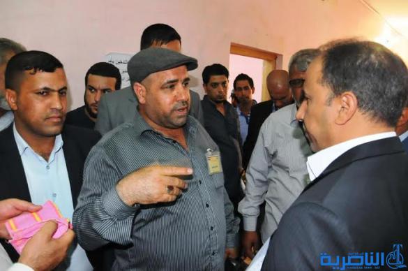 محافظ ذي قار يتفقد سير العمل في بلدية الناصرية ويلتقي عدد من المراجعين - تقرير مصور -