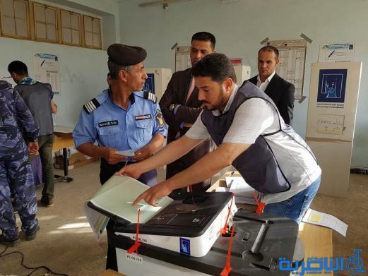 بالصور:انطلاق عملية التصويت الخاص في مدينة الناصرية