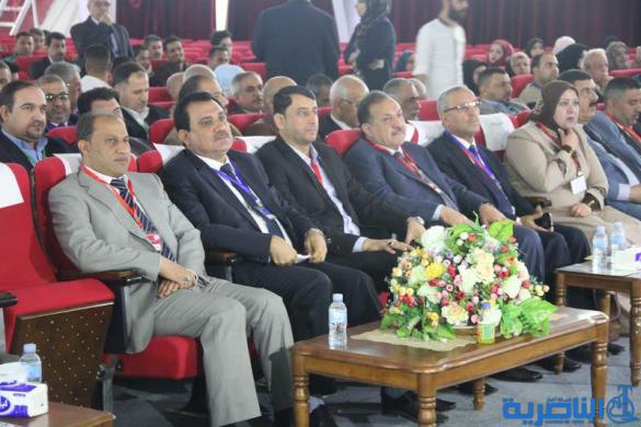 الناصري يشارك في اعمال المؤتمر الاقتصادي الاول ويؤكد قدرة ذي قار على توظيف امكانياتها الاقتصادية لتجاوز تداعيات الازمة المالية - تقرير مصور -