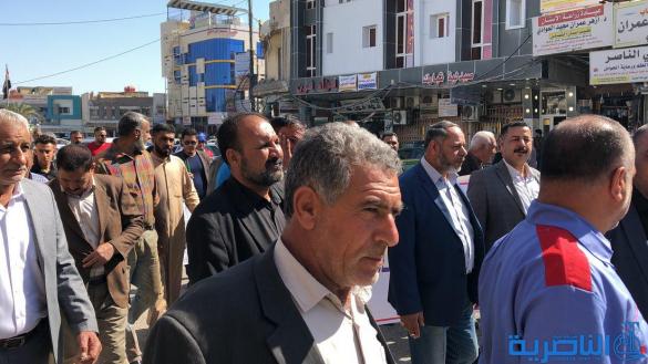 عمال ذي قار يتظاهرون لتحسين فرص العمل وتامين اراضي سكنية لهم 