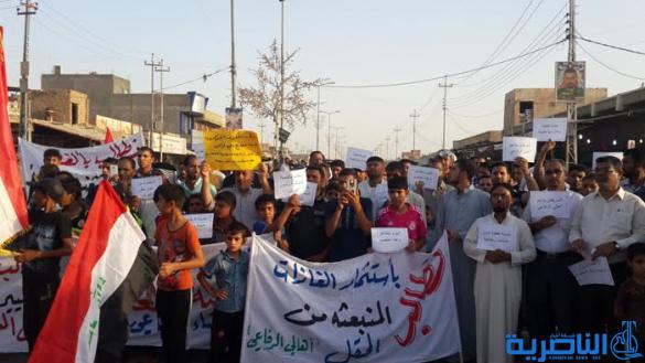 العشرات من اهالي الرفاعي يتظاهرون ضد ادارة حقل الغراف النفطي - تقرير مصور -