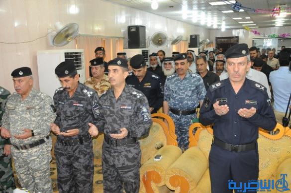 شرطة ذي قار تكرم 57 عائلة من عوائل شهداء الحشد الشعبي - تقرير مصور -