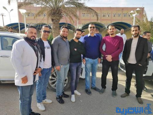 العشرات من الكوادر التمريضية يعتصمون في الناصرية للمطالبة بحقوقهم