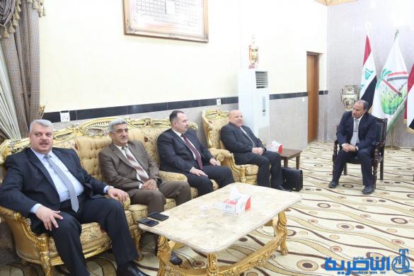 ​​​​الناصري يستقبل وفد وزارة الكهرباء ويناقش اهمية توسيع صلاحيات دوائرها في ذي قار
