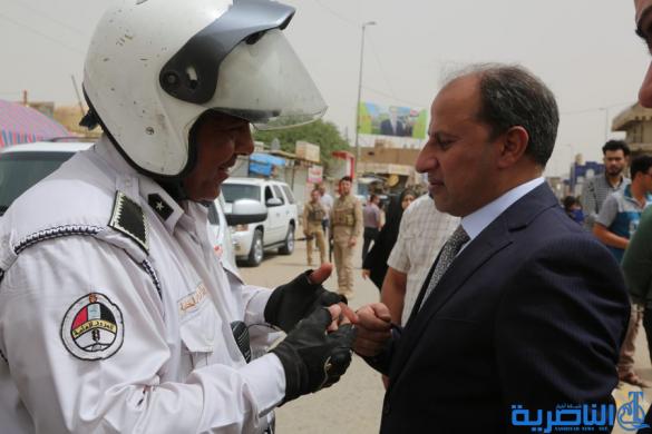بالصور:محافظ ذي قار يحيى الناصري يدلي بصوته في يوم الاقتراع العام