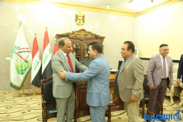 بالصور:محافظ ذي قار يستقبل المهنئين بمناسبة عيد الاضحى المبارك