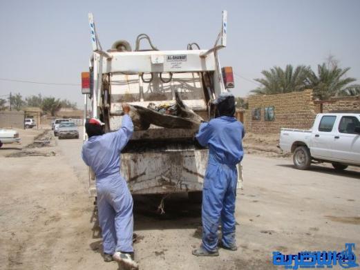 الناصرية تطالب بتخصيصات مالية إضافية لتشغيل المزيد من عمال النظافة
