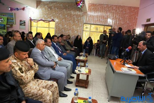  محافظ ذي قار يفتتح دورة تدريبية لمحو الامية تستخدم طرق مبتكرة لتعليم القراءة للكبار