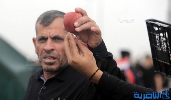 بالصور.. مواكب تدخل بـ&quot;منافسة محمومة&quot; لتقديم أشهى المأكولات لزائري الاربعينية
