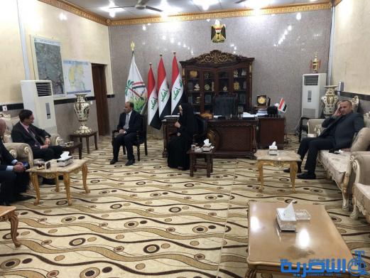 السفير الكندي يبدي رغبة بلاده بالاستثمار في ذي قار 